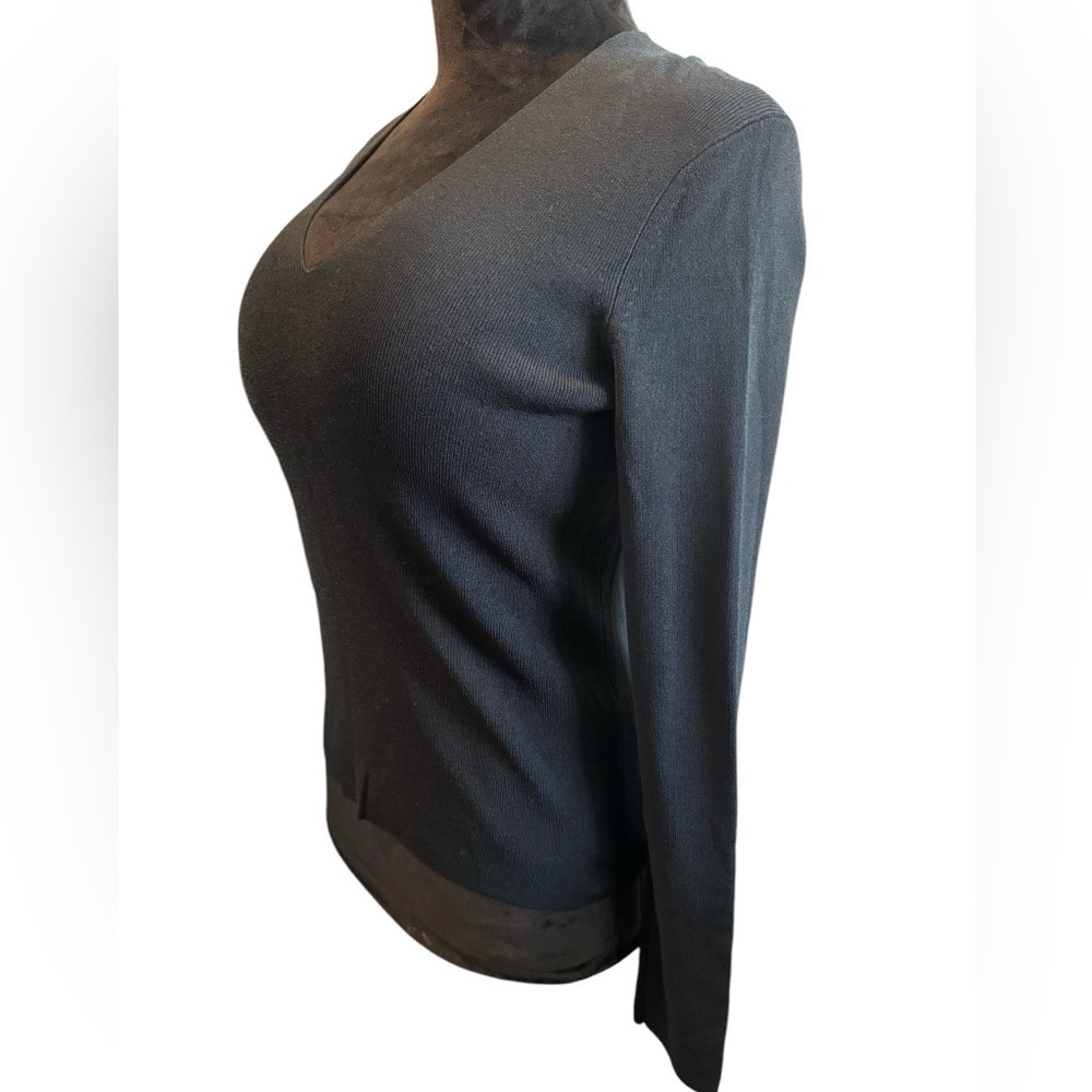 Ann Taylor Ribbed Long-Sleeves V-Neck Blouse, Small - Picture 3 of 8